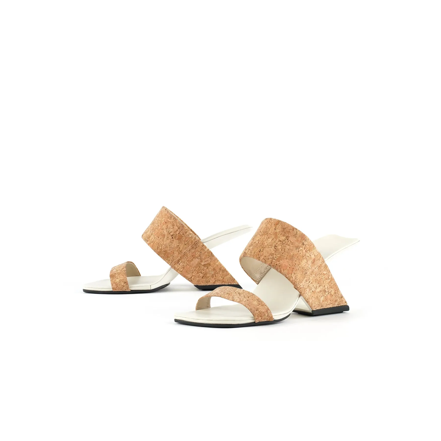 Dreamy Heel-Less Mules