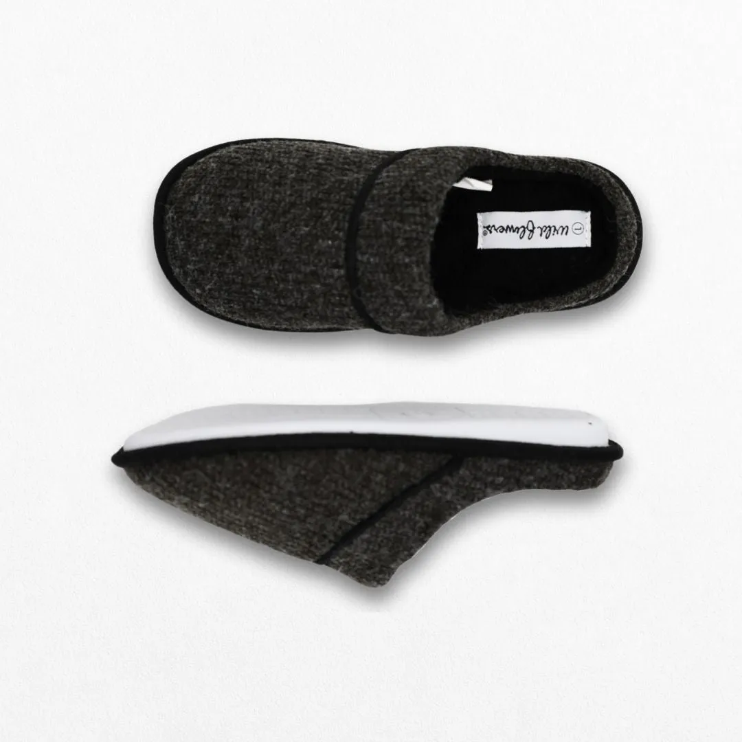 Ladies Closed Toe Ribbed Slippers