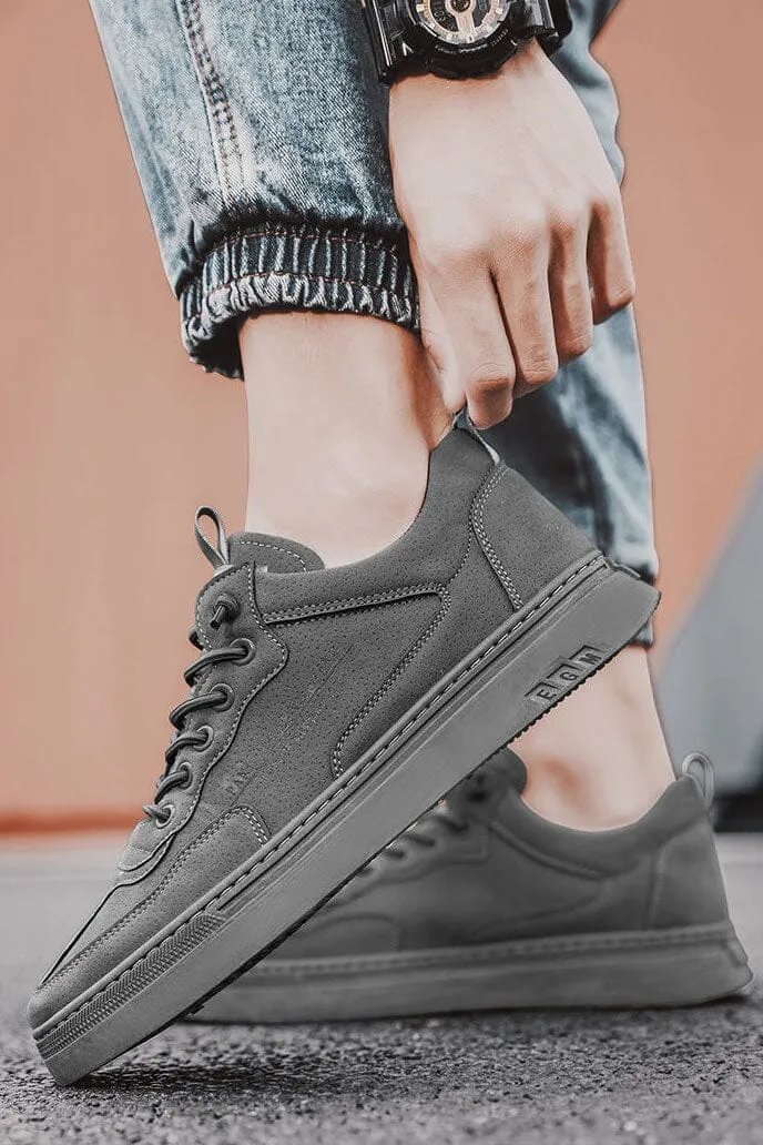 Men's Classic Low-Top Sneakers