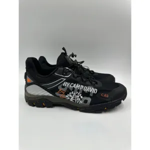 Men's Size 10.5, Black Low Top Sneakers w/ Orange Accents & Cinch Elastic Laces