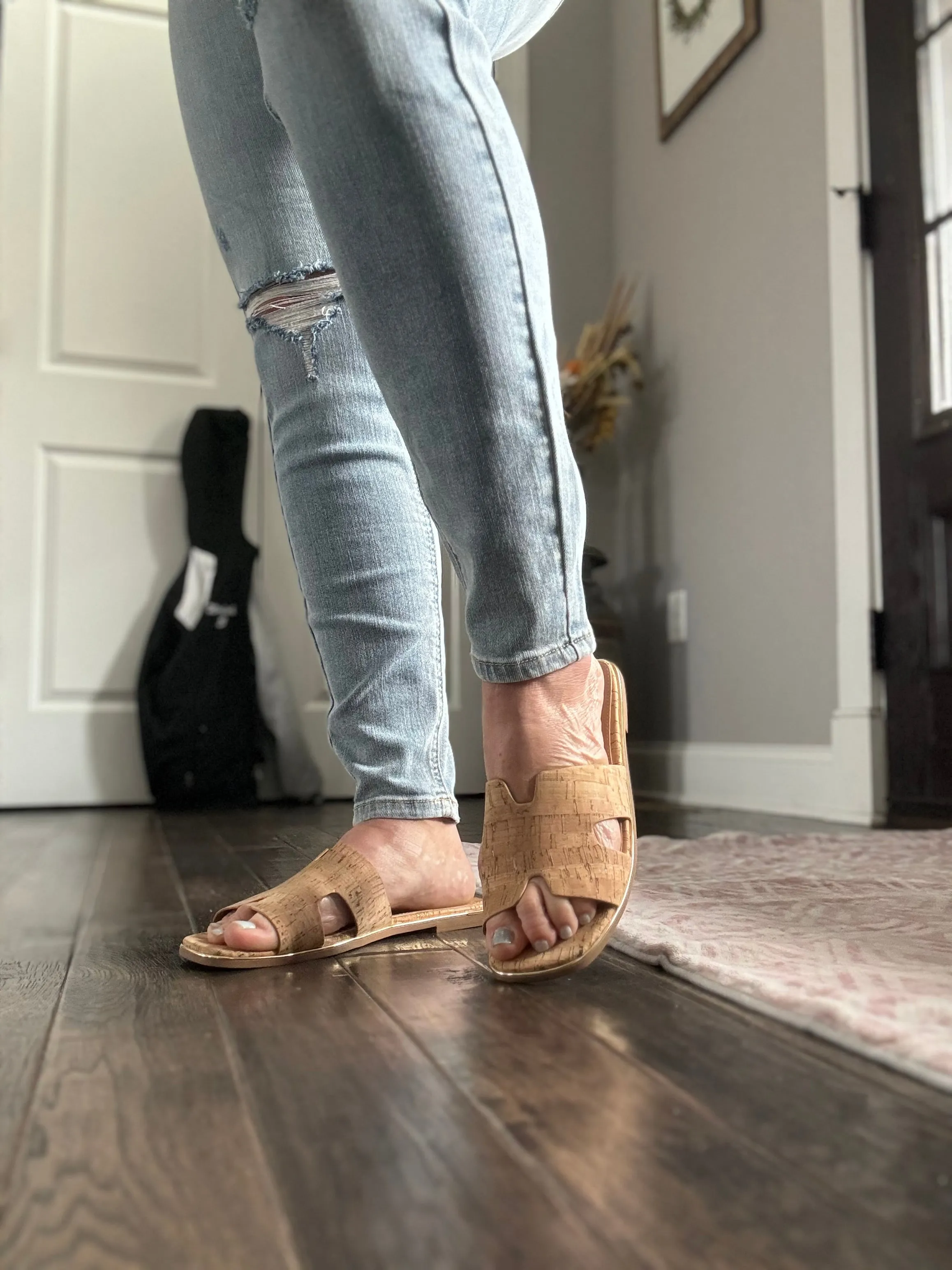 Picture Perfect Corkys Sandals