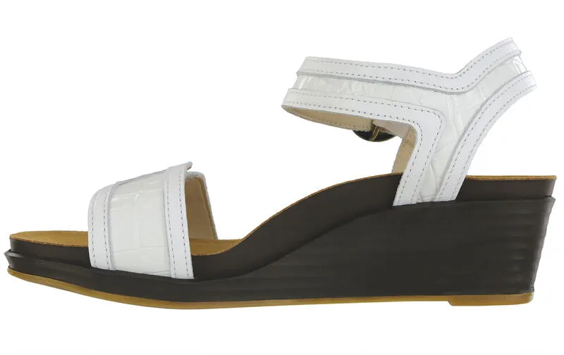 SAS Women's Seight Wedge Sandal OPAL